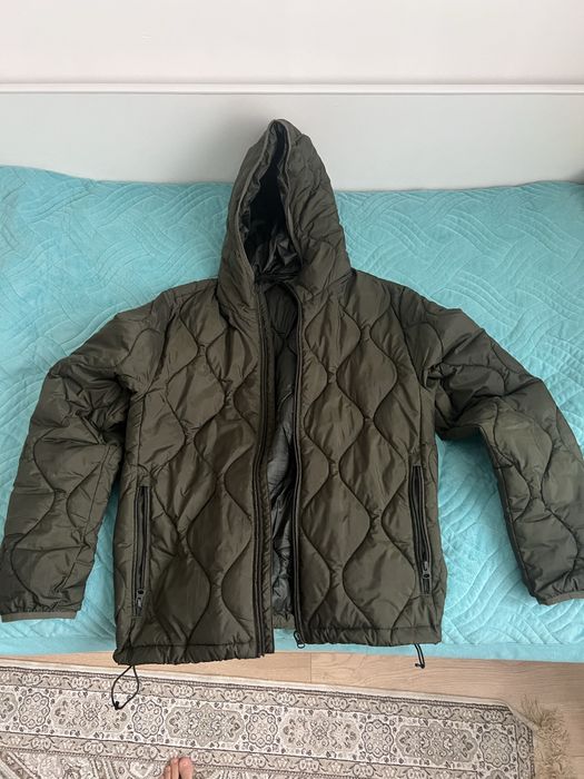 Куртки и ветровки