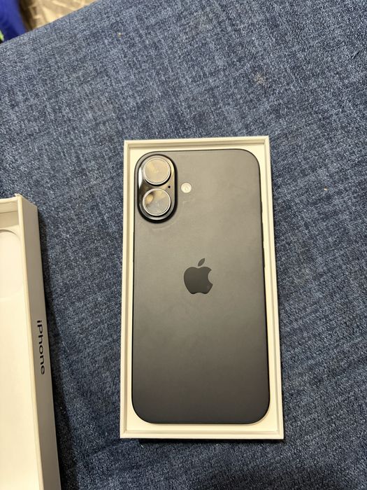Iphone 16 с коробкой