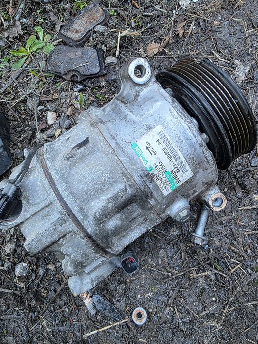 Компресор за климатик на Jaguar xf 3 дизел 2011 12 година