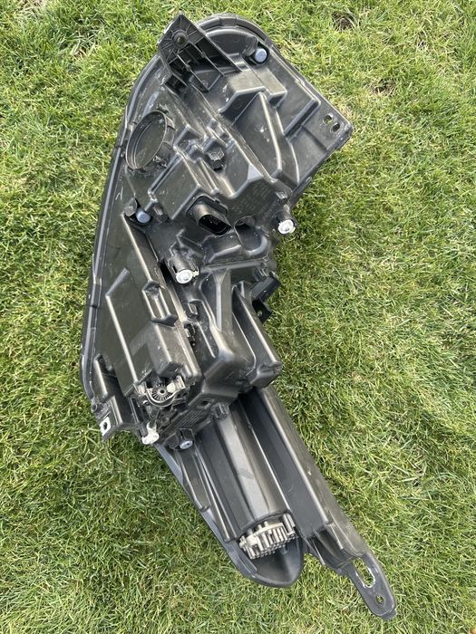 Фара передняя правая на Exeed (VX)