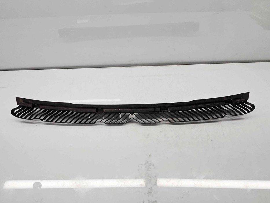 Suport central bara spate Volkswagen Passat B8 (3G2) [Fabr 2015-prezen