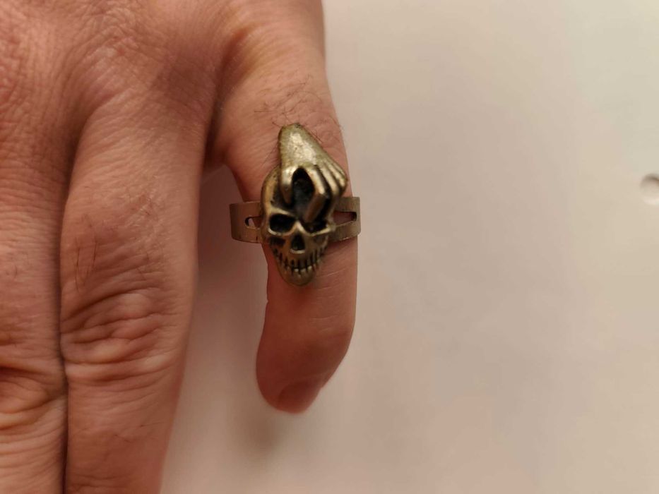 Пръстени - позлатен и рокерски