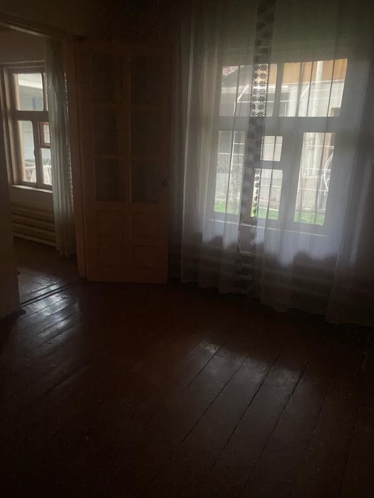 Uchastka 7 xona arenda