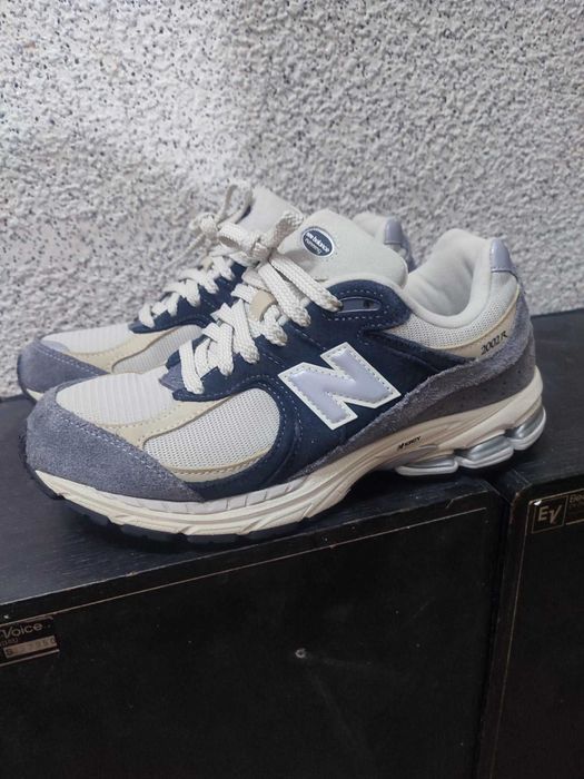 Маратонки New Balance 2002R