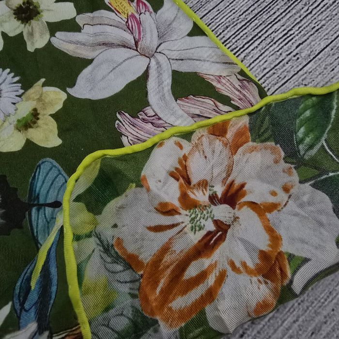 Копринен шал Codello