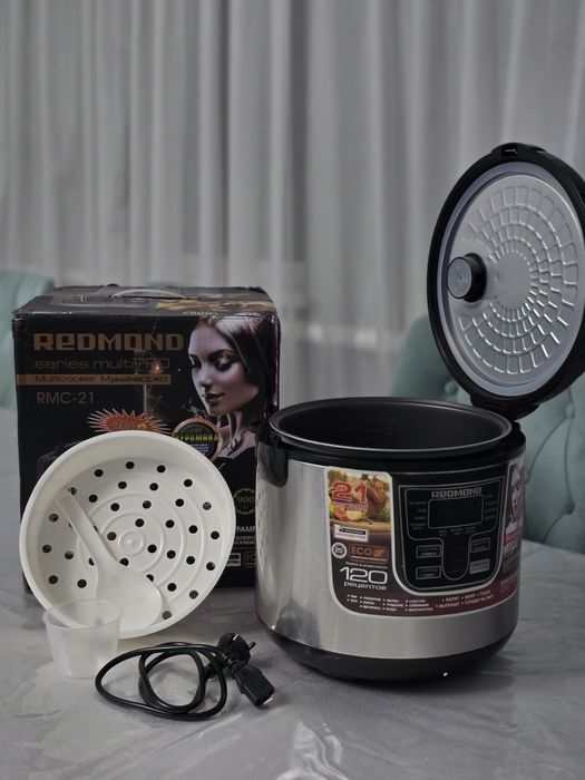 Продам мультиварку REDMOND RMC-21