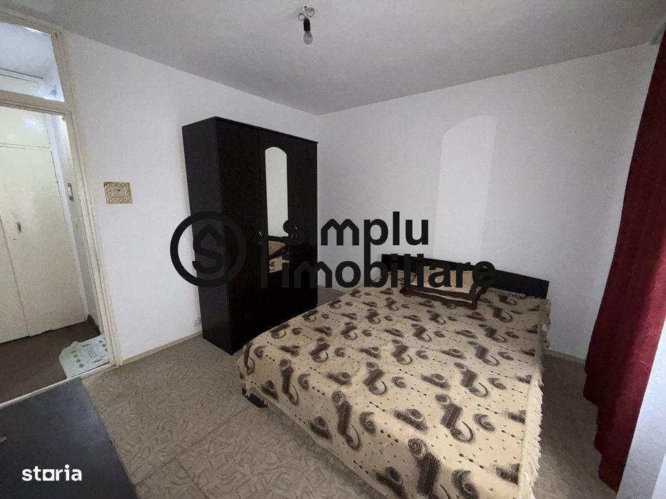 2 decomandate -Rovine