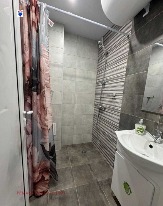 Дава се под наем Тристаен апартамент в Русе, Здравец - 72 кв.м за 331.5 € - Снимка #10