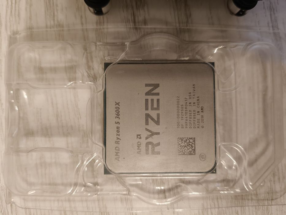 Cpu AM4 Ryzen 5 3600X +cooler stock