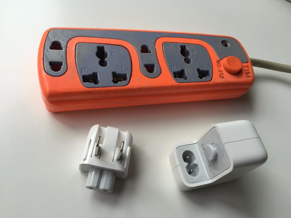 # Prelungitor Priza Curent Apple pentru US sau UK la superpret