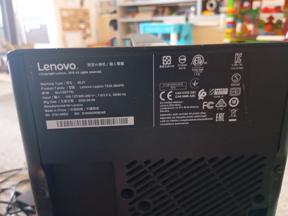 Carcasa Lenovo negru
