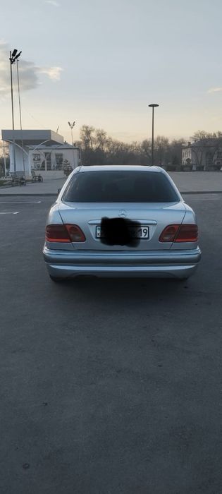 Продам Мерседес Е280