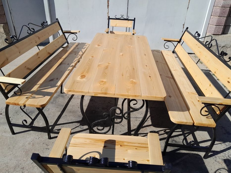 Столь и скамейка комплект