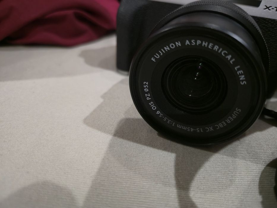 Fujifilm  x-t200