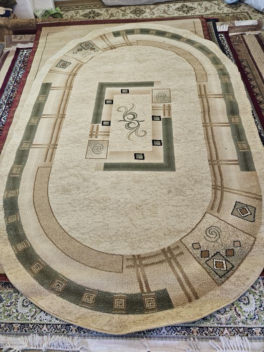 Продаются ковры разных размеров