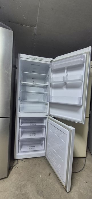 Холодильник сатылады