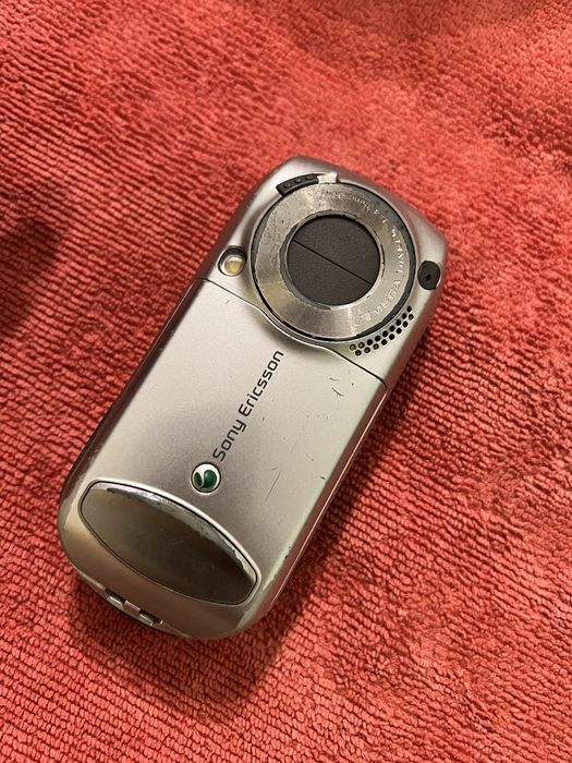 Sony Ericsson без зарядно