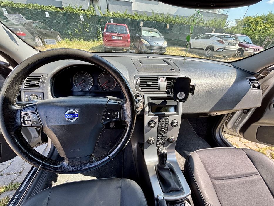 Продавам Volvo V50 т5