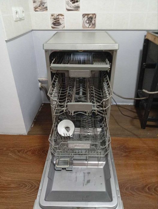 Посудомоечная машина Hofmann, б/у в отличном рабочем состоянии 350у.е