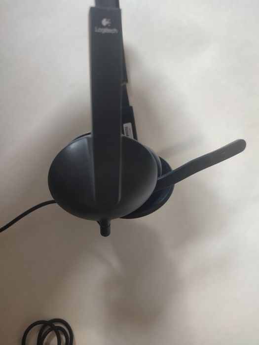 Casti marca logitec