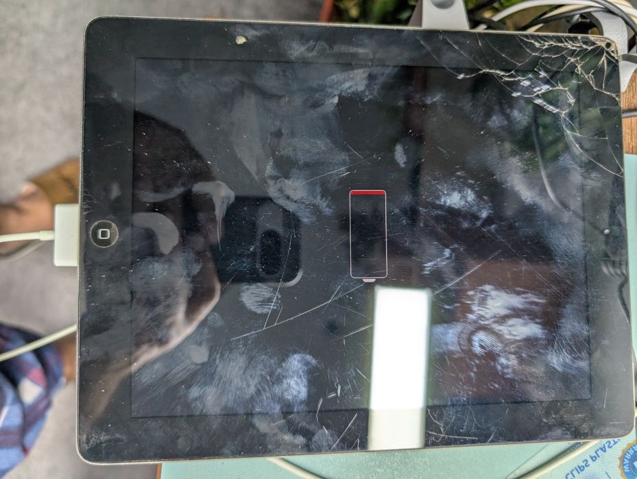 iPad 3, iPad Air 1 ,Nokia( A1430 ,2 bucăți A1474, Nokia t20