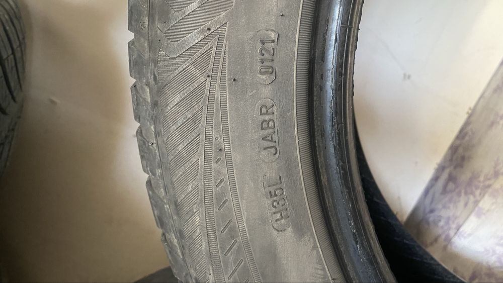 Goodyear  Vector 225/55/18