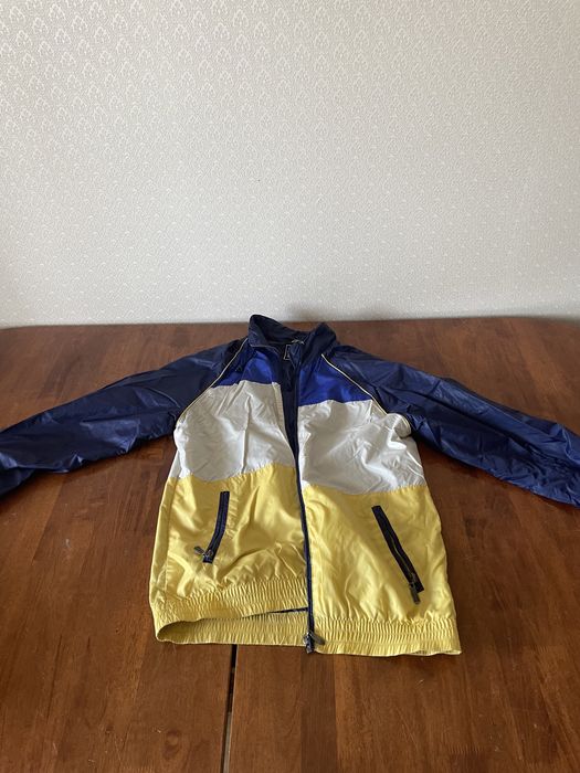 Одежда,хорошего качества почти новые!!