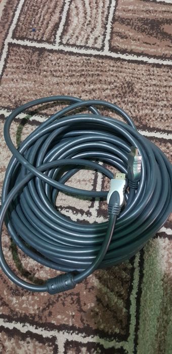 Vând cabluri HDMI