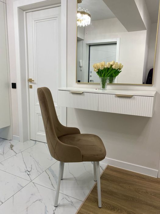 Срочно! Продам стулья. 6 штук