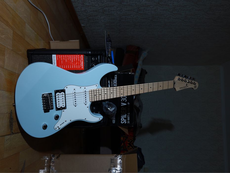 Электрогитара  Pacifica 112v