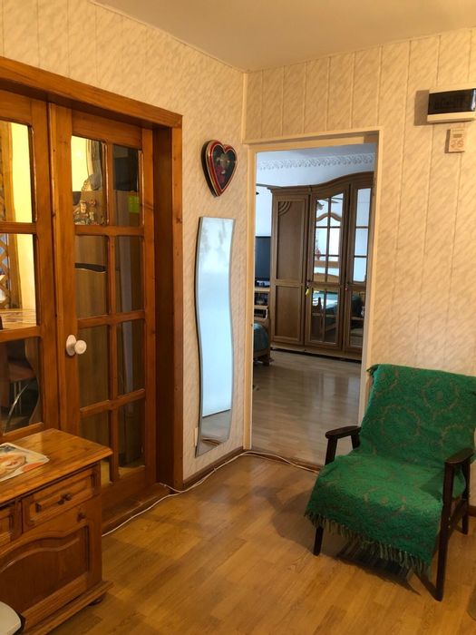 Vand apartament central in Brad