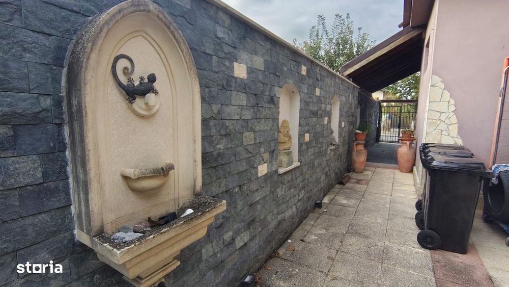 Vila impunatoare in Andrei Muresanu, D+P+M, teren 475 mp