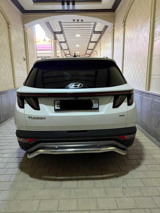 Hyundai Tucson FULL POZITSIYA сотилади
