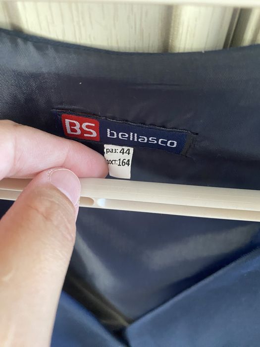 Продаю школьную юбку с жилеткой