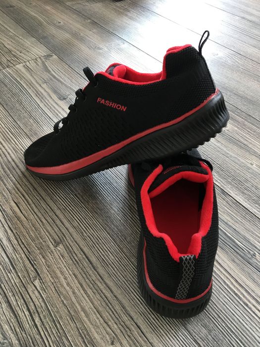 Мъжки спортни обувки