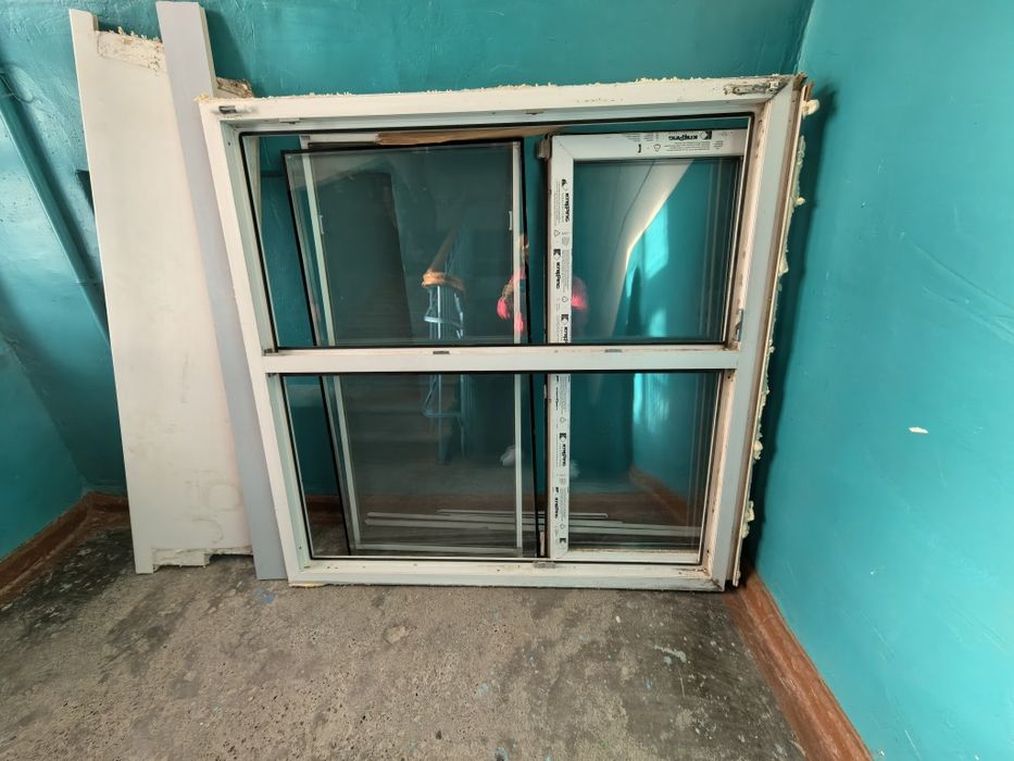 Продам пластиковый окно