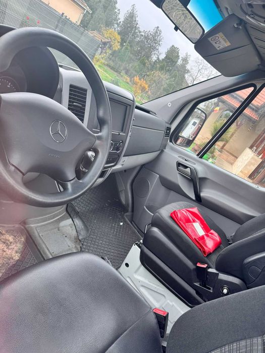 Vand Mercedes Sprinter 516 CDI EURO 6 cu platforma noua