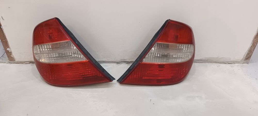 Camry 30 задний стопы с потронами