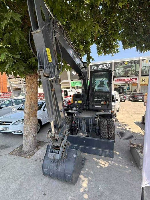 Колесный экскаватор XINYUAN XYB75S