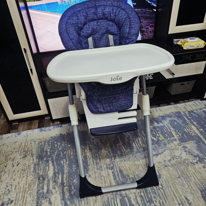 Детский стульчик для кормления