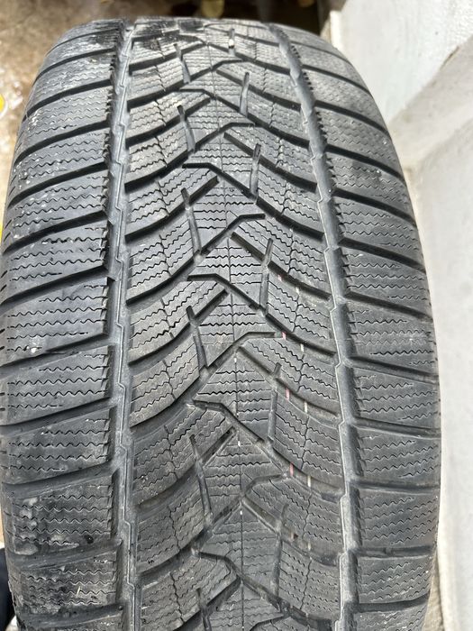 Зимни гуми Dunlop 255/50R20 с джанти за AUDI Q7