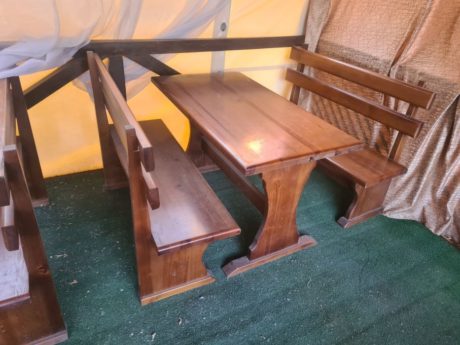 Продам столы с лавками  для кафе