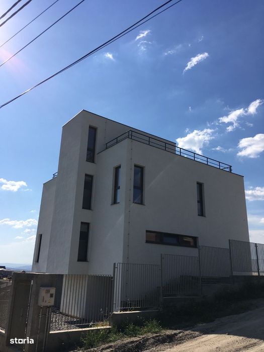 Proprietate exclusivista, Design modern, View spectaculos, Dezmir