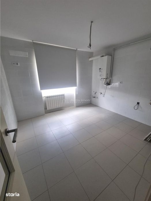 Apartament 5 camere  cu scara interioara tip  penthouse -doua etaje