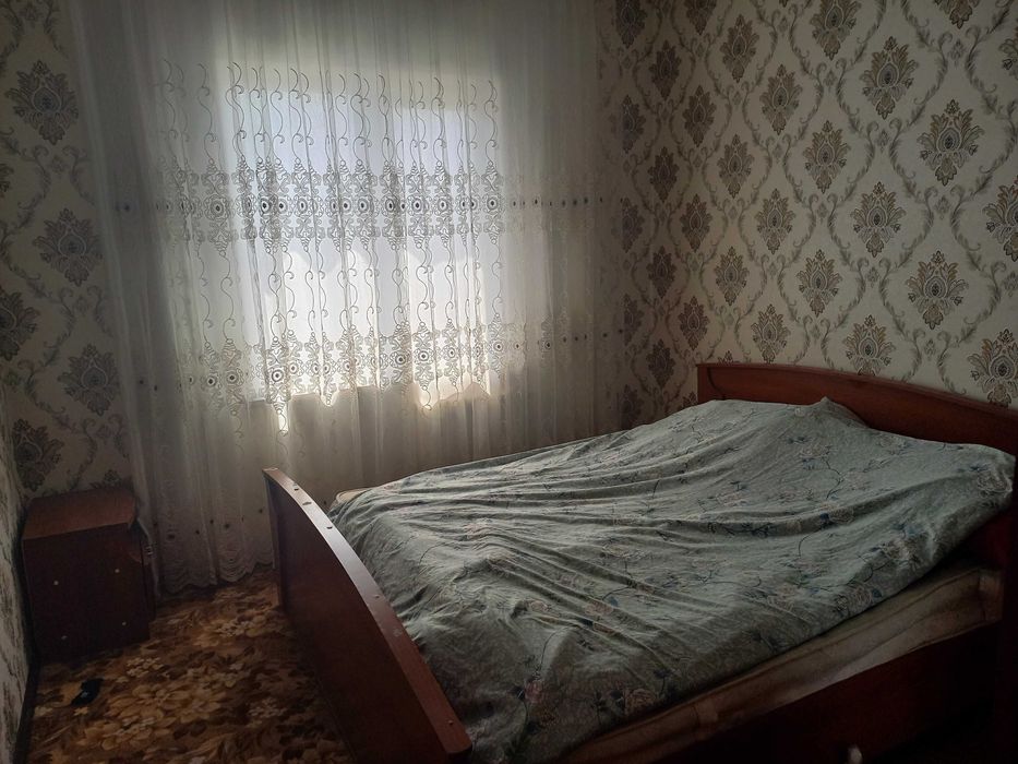 Срочно узок муддатга шерикликка хона берилади оила ёки студентларга