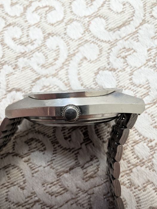 Японские часы Seiko 1977 года