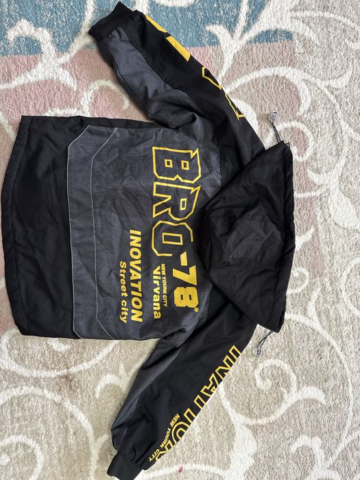 Демисезонная куртка