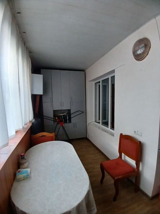 Продаю 4в3/4/4, НЕ ТОРЦЕВАЯ, Ц 4, на против Алайского базара! Ипотека.