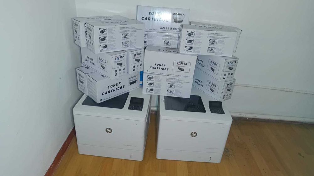 Срочно продам принтер с картриджем