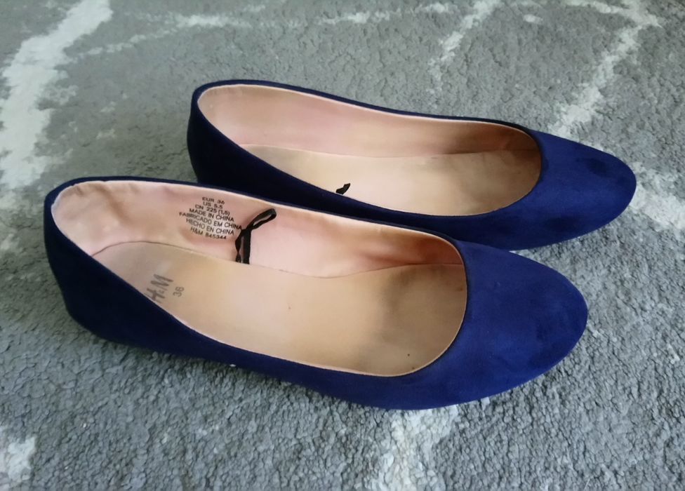 Пантофки и сандали H&M